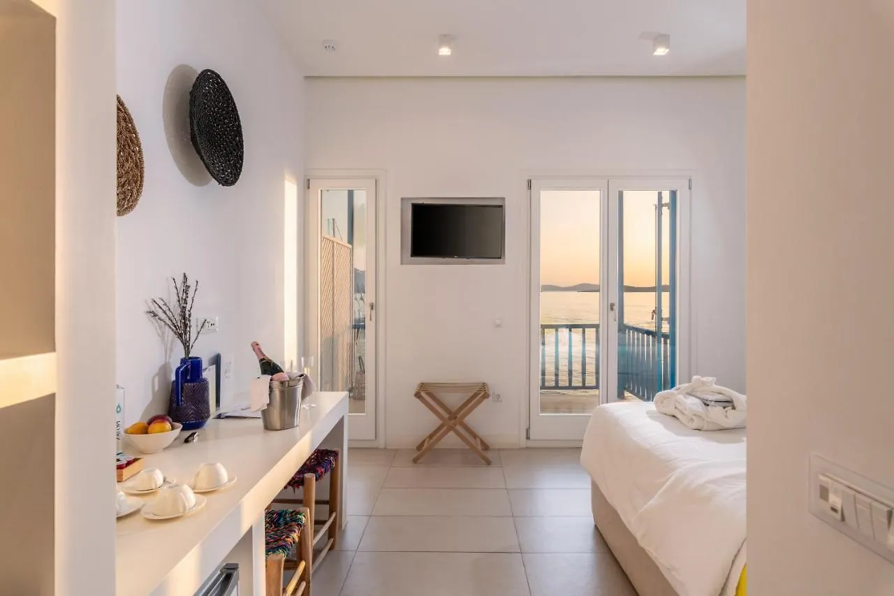 Mykonos Town ブルートピア スイーツ Bed & Breakfast  Mykonos Town